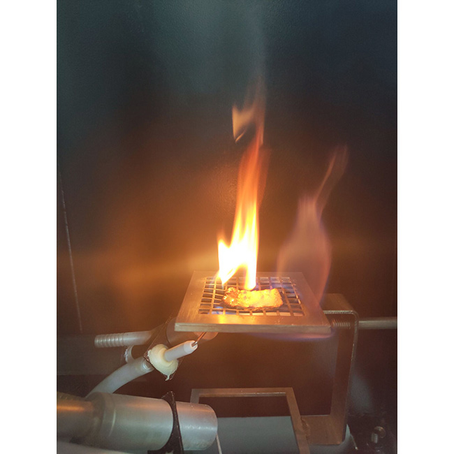 ASTM D2843 Tester di densità del fumo ad alta precisione per test di oscuramento del fumo in plastica 